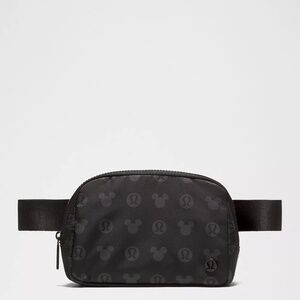 Disney x lululemon Everywhere Belt Bag 1L Mickey NEW IN HAND